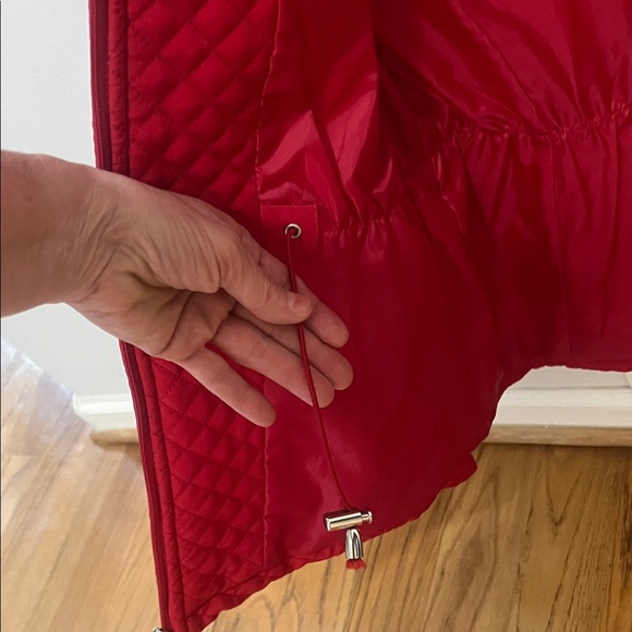Cherry Red Quilted Jacket with cinch at waist medium - Picture 4 of 6